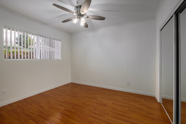 Photo - 4000 Sequoia St Unidad 6