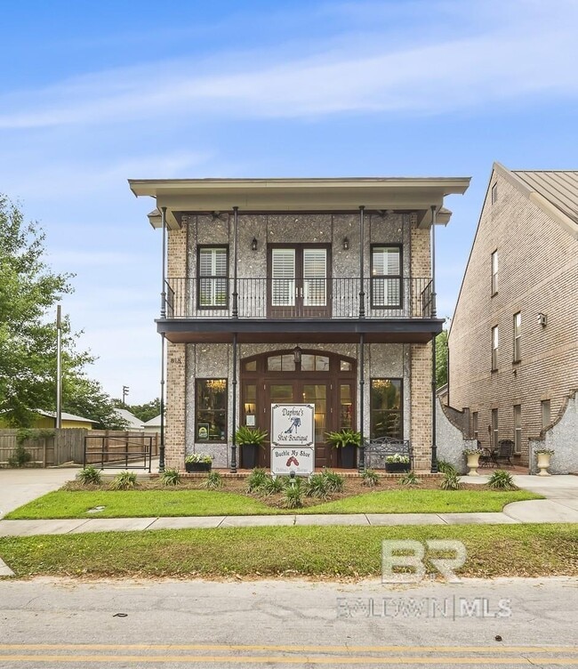 Photo - 818 Manci Ave Rental