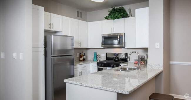 Building Photo - Woodlake Apartments