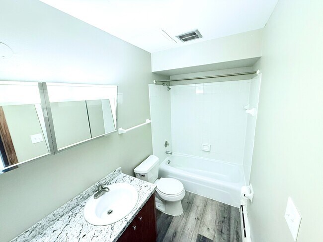 Photo - Ridgeway Court