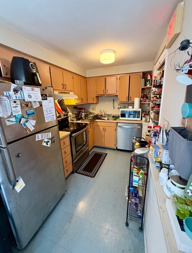 Photo - 139 Honness Ln Unit B