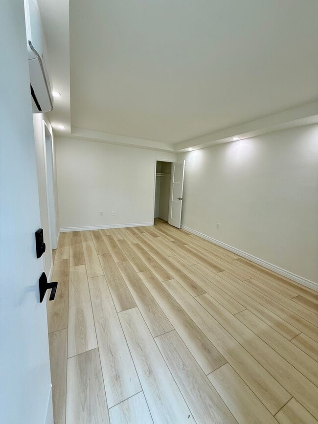 Photo - 10340-10360 Bellwood Ave