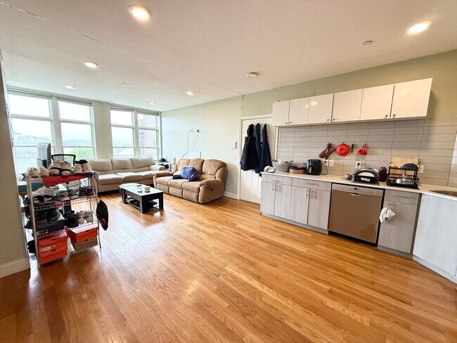 Photo - 299 Dudley St Unit 7