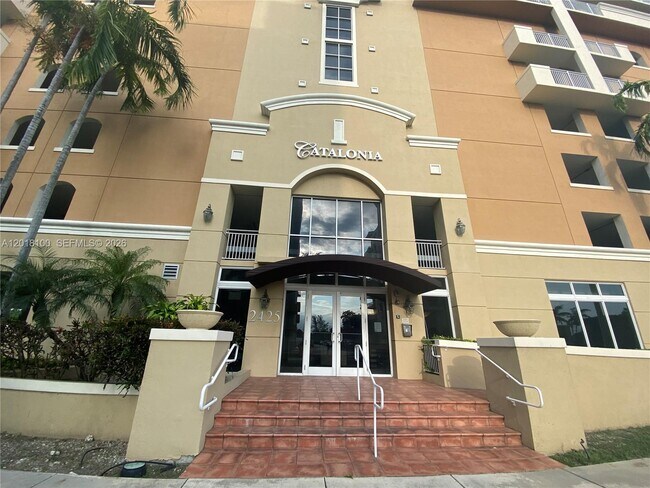 Photo - 2425 SW 27th Ave Unit 1008