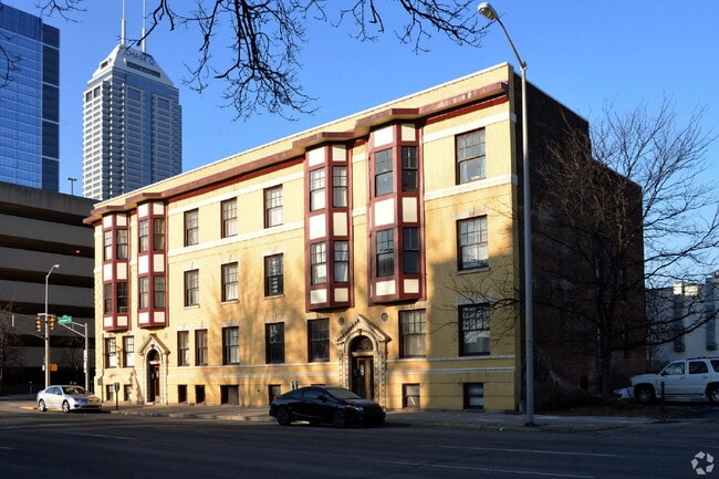 Building Photo - 406 N Delaware St Unit 112