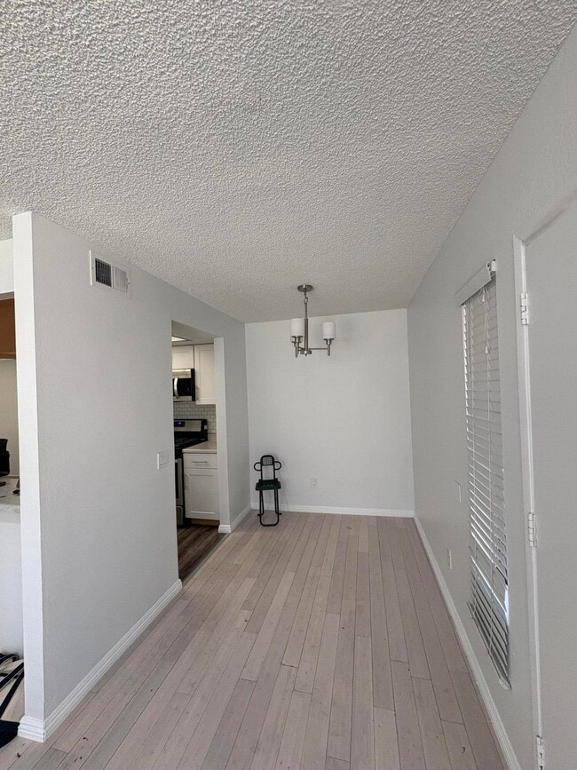 Photo - 2339 Lillyvale Ave Unit 154