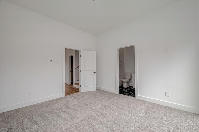 Building Photo - 3624 Goodhope St Rental