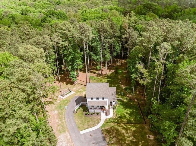 Building Photo - 421 Pagebrook Dr