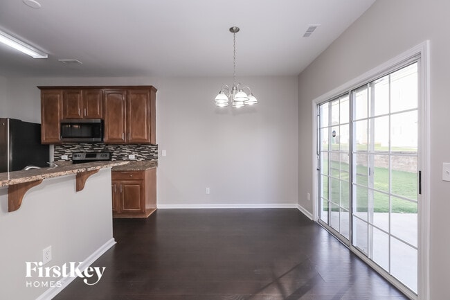 Photo - 9326 Longstone Ln