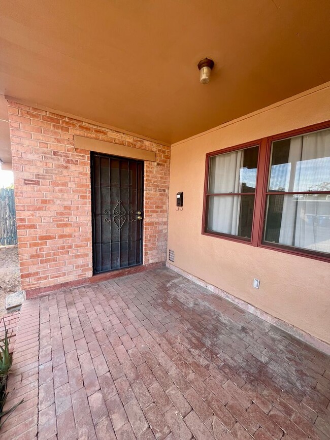 Cozy 1 bedroom, 1 bath in Central location - Cozy 1 bedroom, 1 bath in Central location Casa