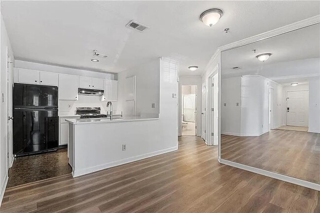 Photo - 2212 River Heights Ct SE