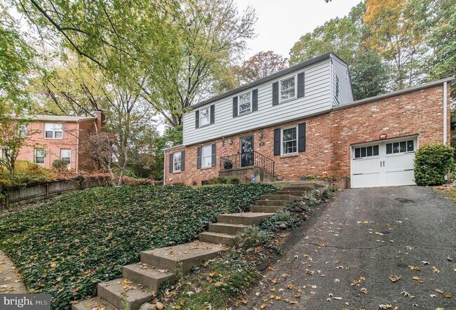 Photo - 926 N Kemper St