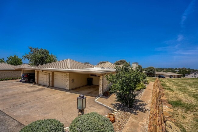 Photo - 1406 Broken Hills Dr
