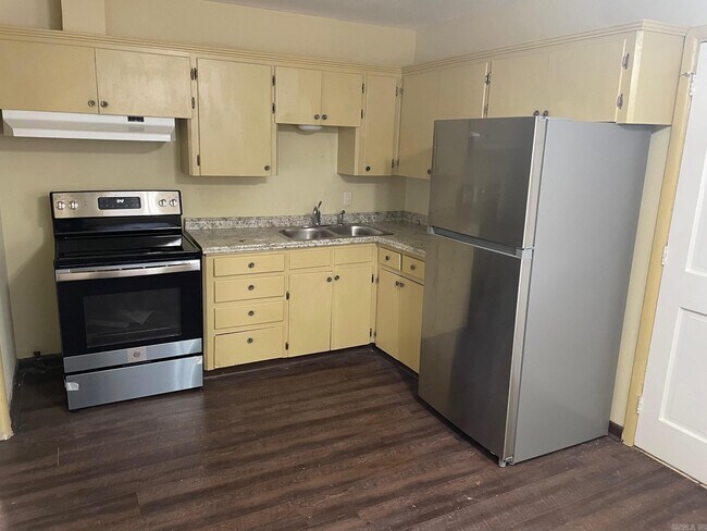 Photo - 216 Meadow Park Dr