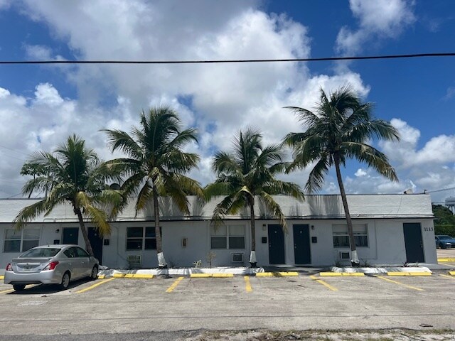 1113 19th Ave N Unit 1