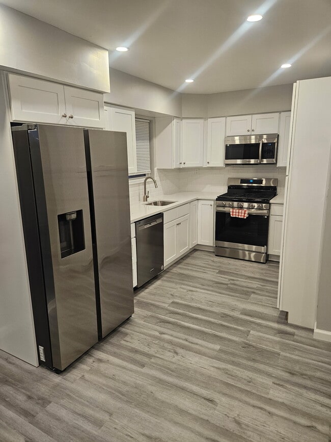 Kitchen - 87 Tansboro Rd Condo Unit A3