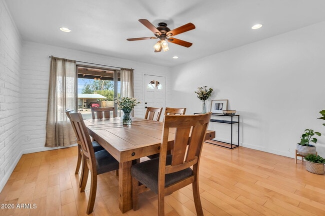 Photo - 1275 E Campus Dr