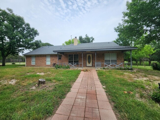 3/2 Home on 3 acres in West Lampasas - 3/2 Home on 3 acres in West Lampasas