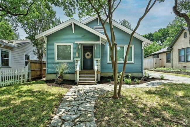 Building Photo - 4615 Ramsey Ave Rental