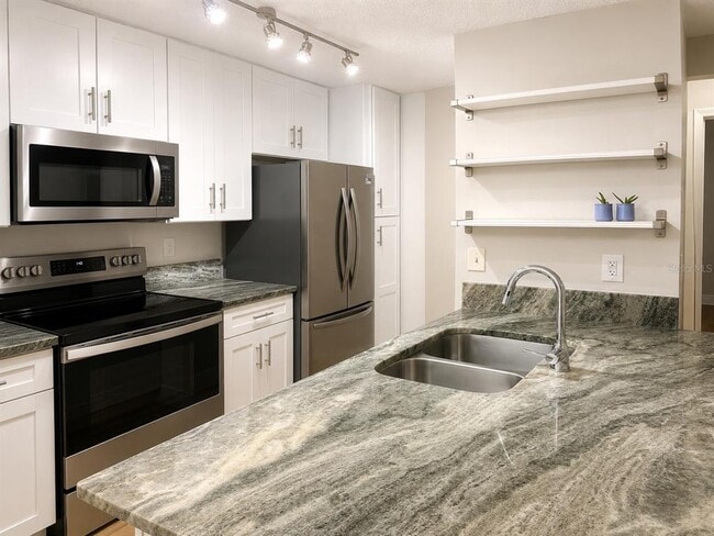 Photo - 956 Salt Pond Pl Unit 204