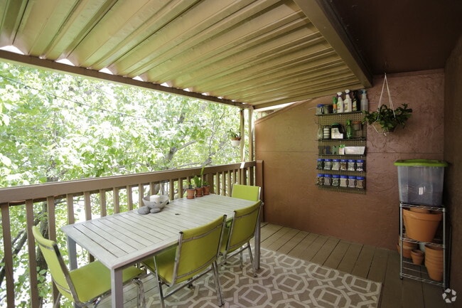 balcón - Marina Point Apartments