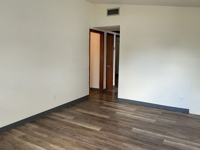 Photo - 2BR Home in South Lakeland – Move-In Ready