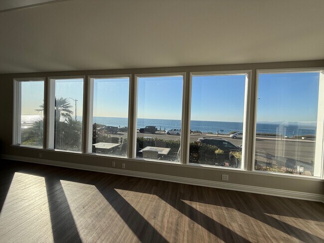 Photo - 1722 Esplanade Unidad 9