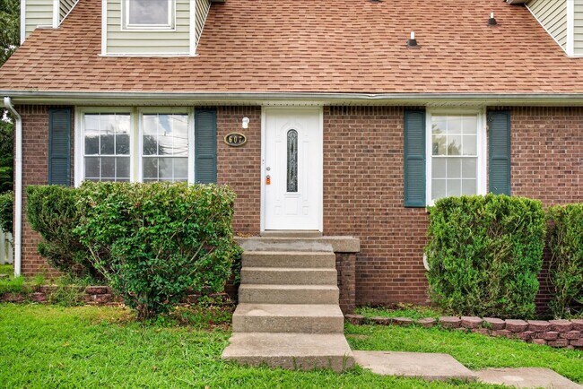 Photo - 3 Bedroom 2 Bath Pet Friendly Home For Rent!