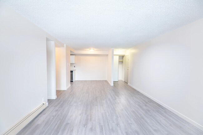Photo - Glenmore Estates
