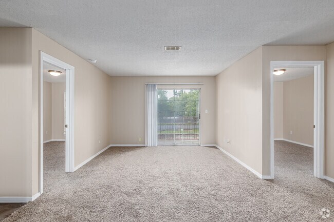 The Grandview 3BR, 2BA - 1,097SF - Living Room