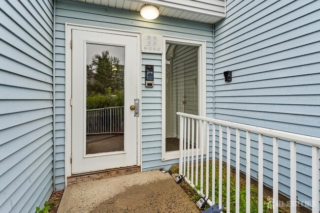 Photo - 834 Edpas Rd