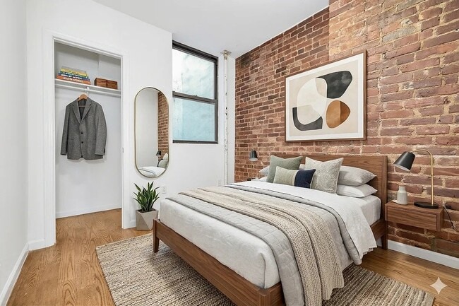 Photo - 130 Allen St Unit 3