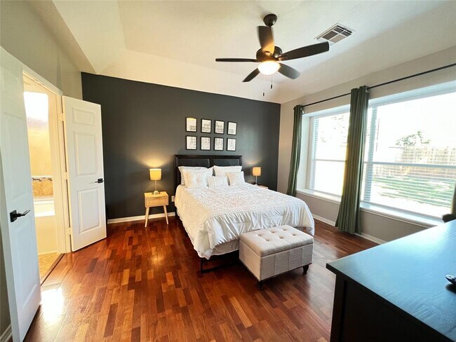 Photo - 10806 Summer Meadows Ct