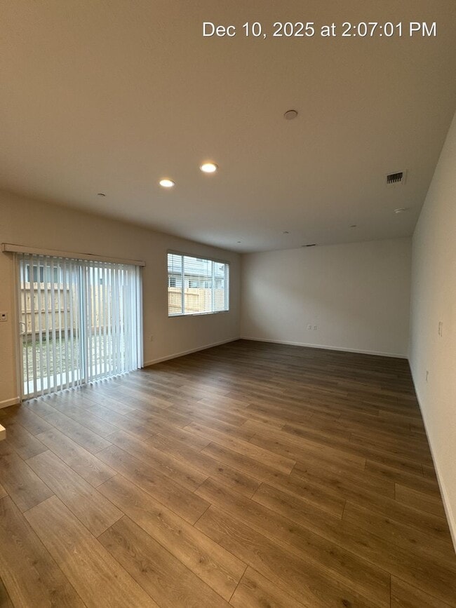 Photo - Newly built Home!