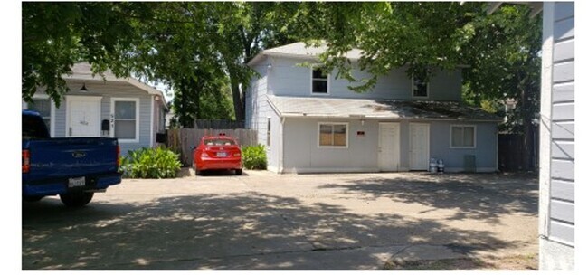 Building Photo - 1001/1003 N. Fitzhugh Ave Unit 1003-101 Rental