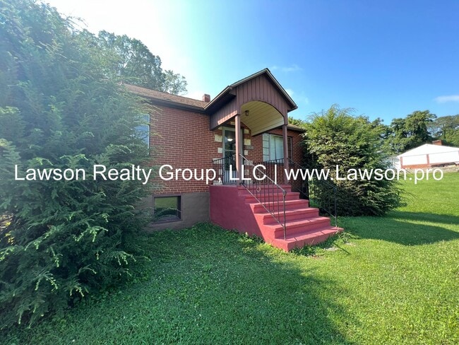 Photo - 3119 King St NE