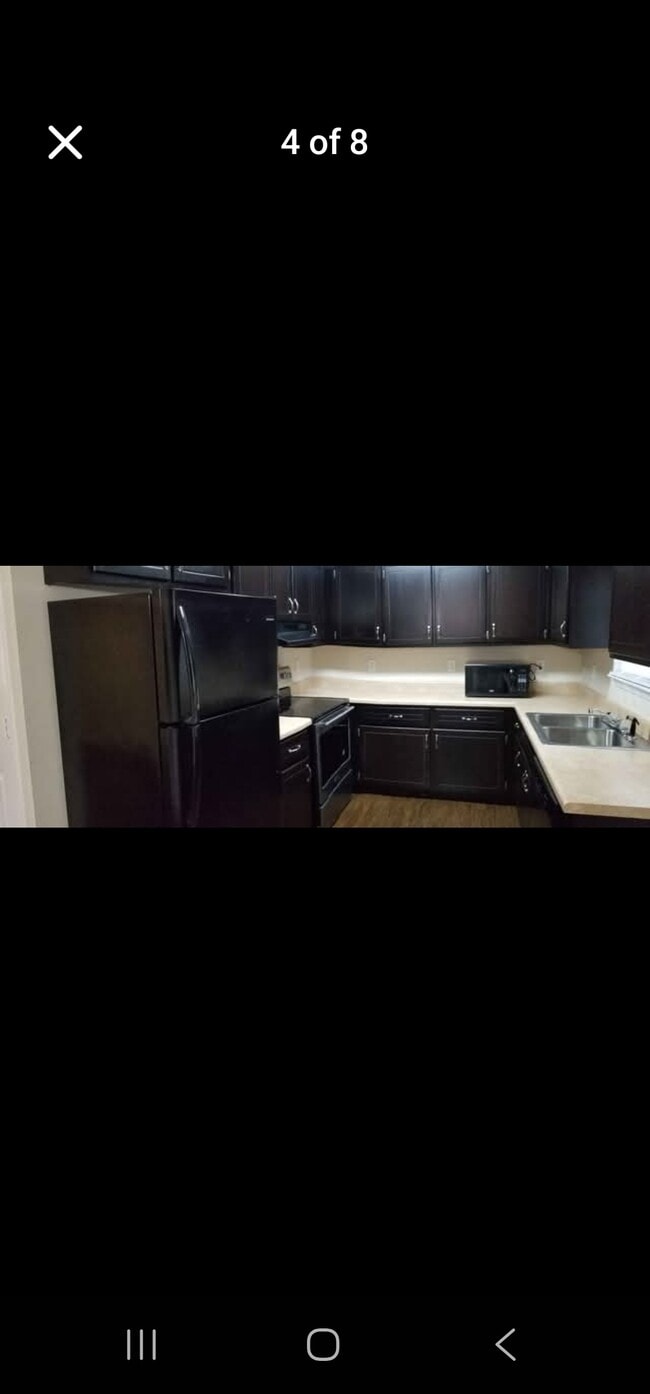 Photo - 226 Whaley St SE