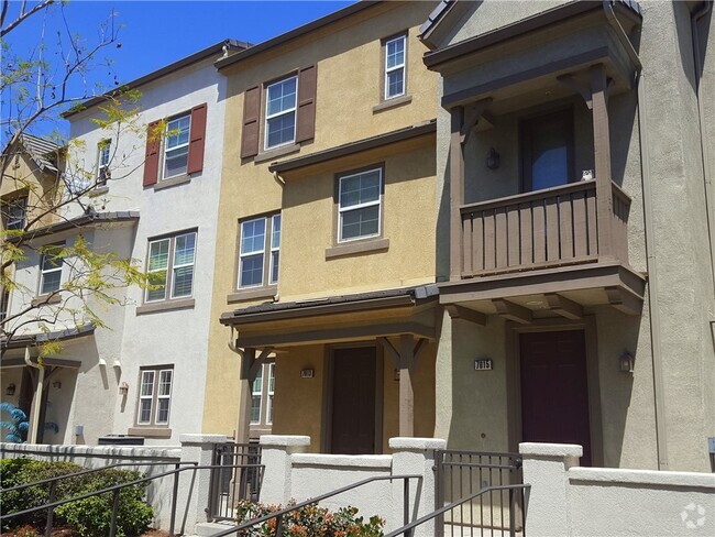 Building Photo - 7013 Malta St Rental
