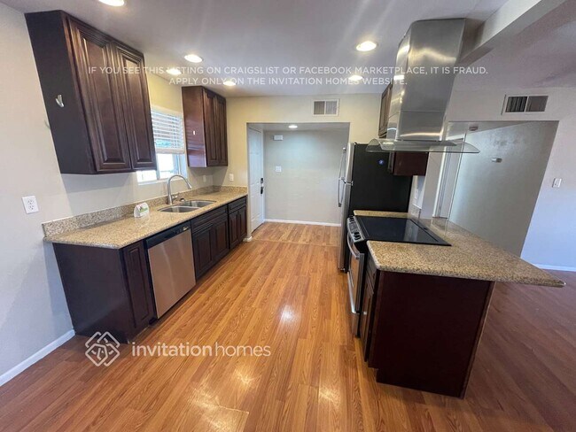 Photo - 9201 N 18th Ave