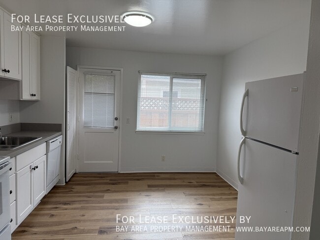 Photo - 562 Madison Ave Unit C