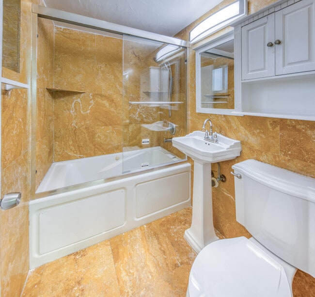 Photo - 1520 Lake Ave Unit 3a