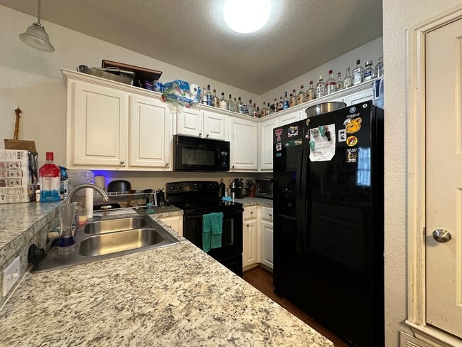 Photo - 1900 S 16th St Unidad A