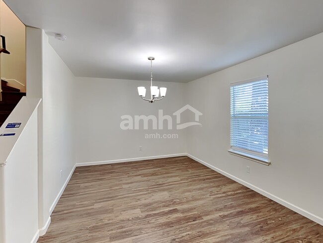 Photo - 16778 Fallen Timbers Dr