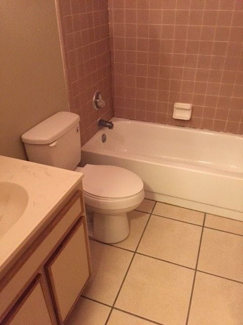 Photo - Perfect 1 Bedroom 1 Bathroom With Fenced In Backyard!