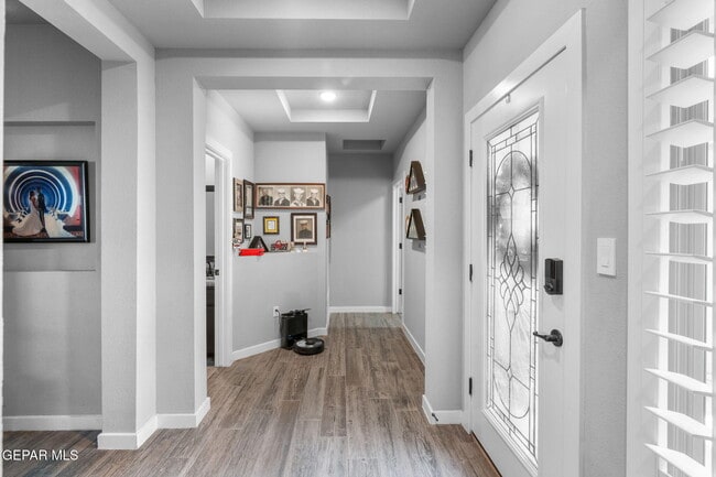 Building Photo - 3561 Essence St