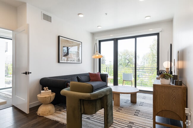 Interior Photo - Olive Rental
