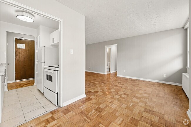 2BR, 1BA - 800SF - Kitchen/Living Room - Bel Manor Apartments