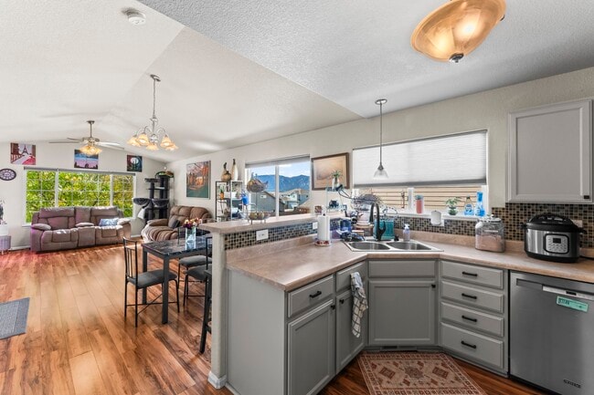 Photo - 6531 Passing Sky Dr