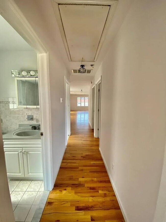 Photo - 1208 44th St Unidad 2