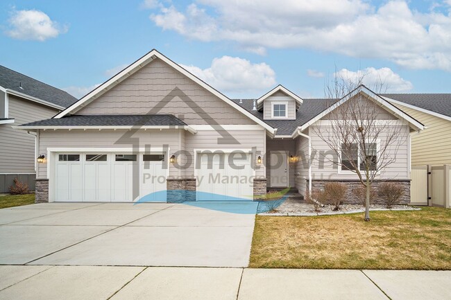 Building Photo - 3 Bedroom 2 Bathroom Home with Attached 3 Car Garage Available in Coeur d'Alene!